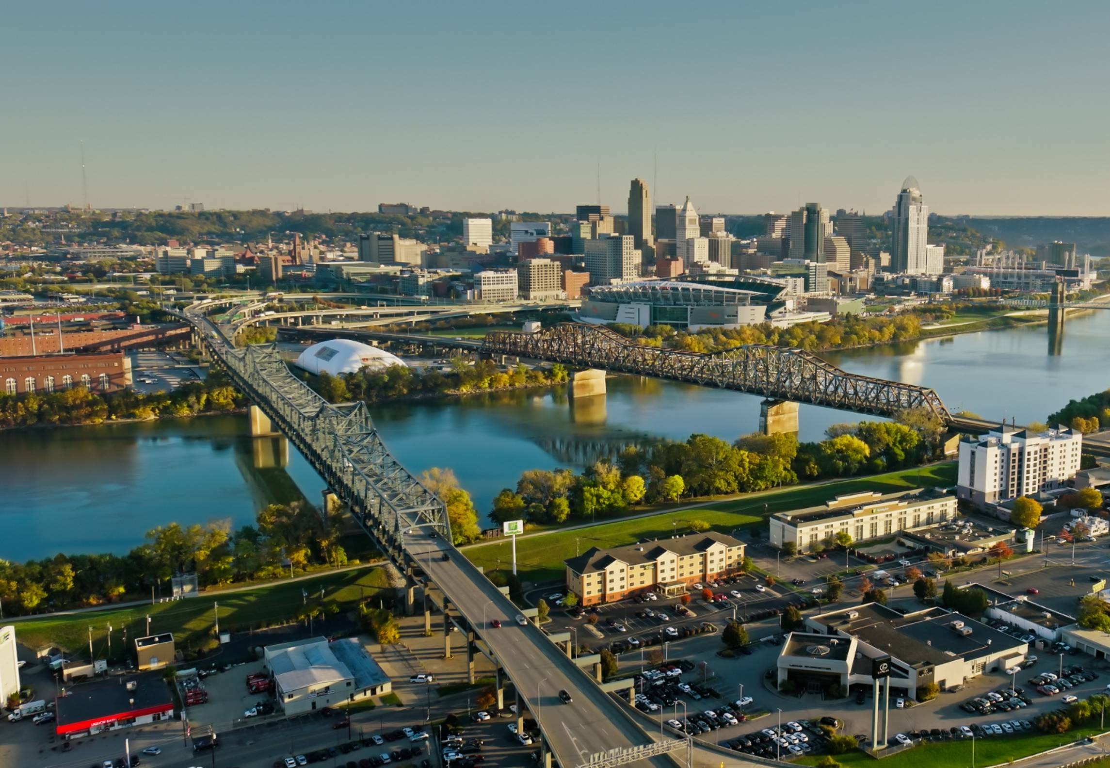What to Expect When You're Buying Property Across a State Line